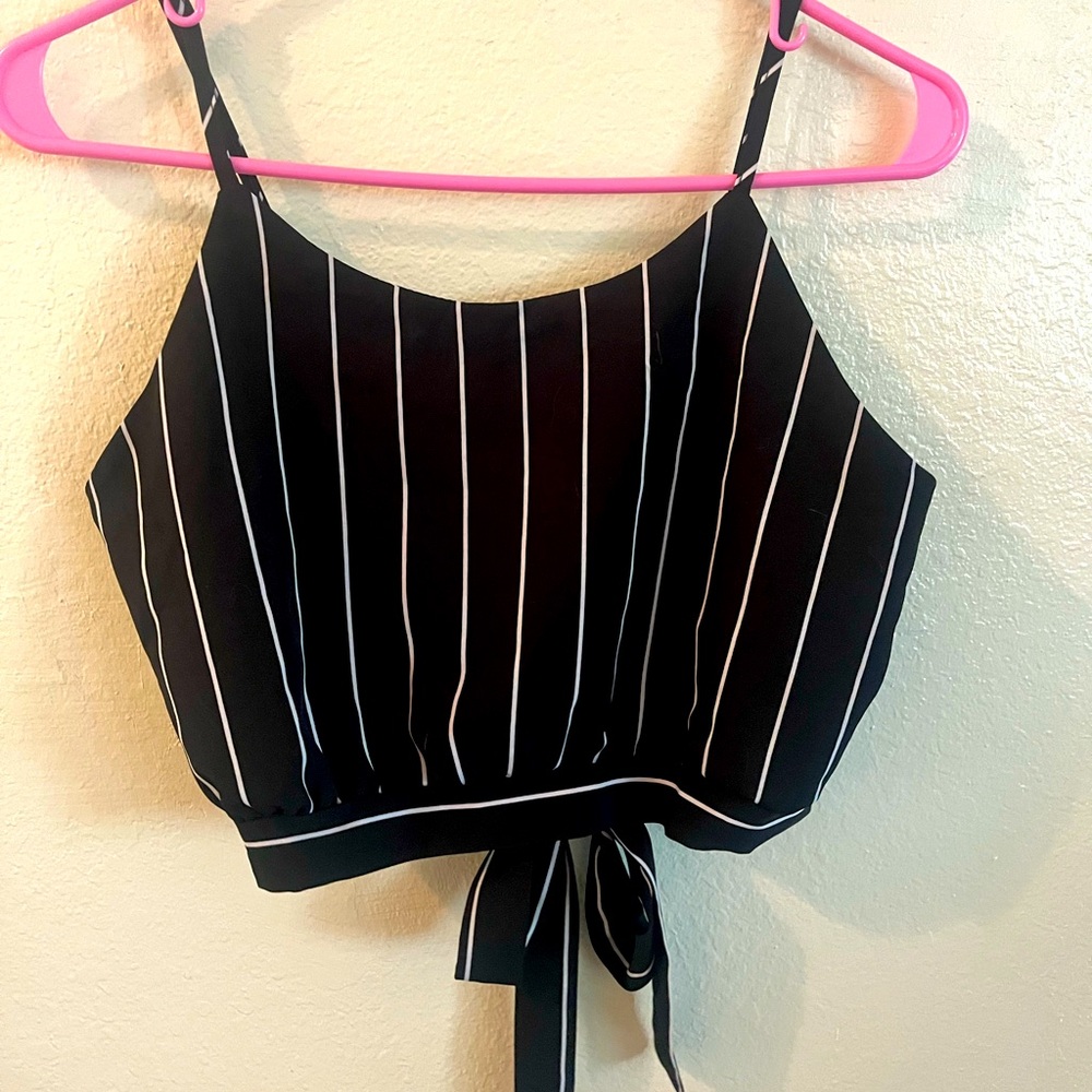 NWOT black & white striped crop tank